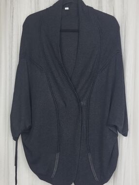Lululemon Breeze Easy Wrap Sweater.  Size